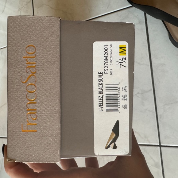 Black slingbacks - Picture 6 of 6